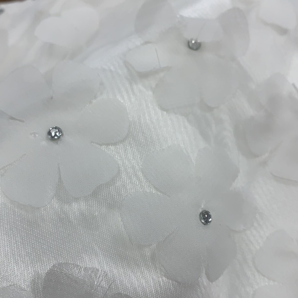 Pure White Little Girl Fancy Dress- Wedding, Flower Girl, Party Approx. 2T 3T - Picture 6 of 16